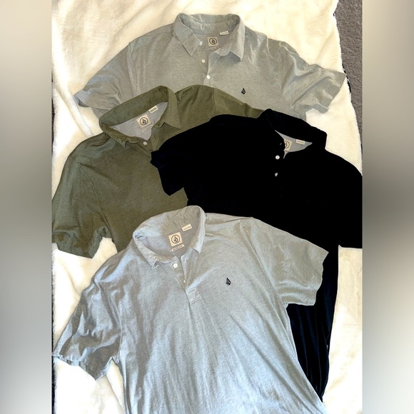 4 Volcom shirts - Picture 1 of 2